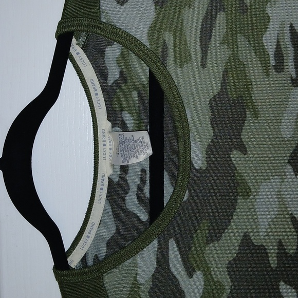 Lucky Brand top - Picture 2 of 3